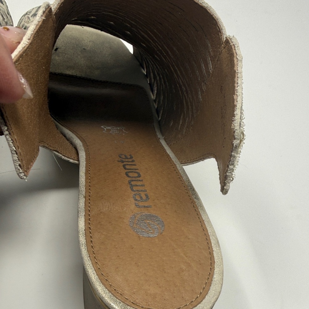 Remonte Woven or Perforated Upper  Metalic Gray Block Heel Sandals 41 Leather - Picture 9 of 12